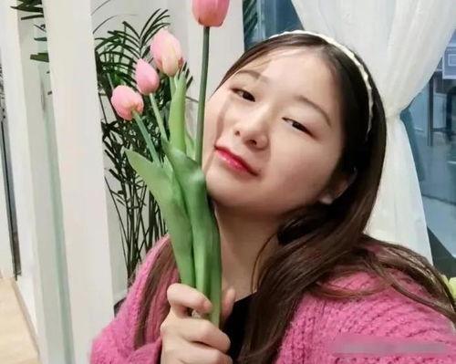 吃瓜头像真人女生图片,揭秘吃瓜头像背后的真人风采