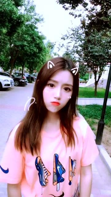 直播吃瓜搞笑女